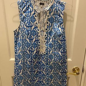 Sleeveless blue and white summer dress Size L